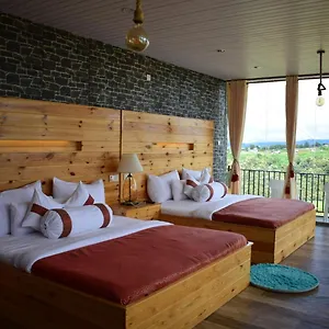 Newbury Villa